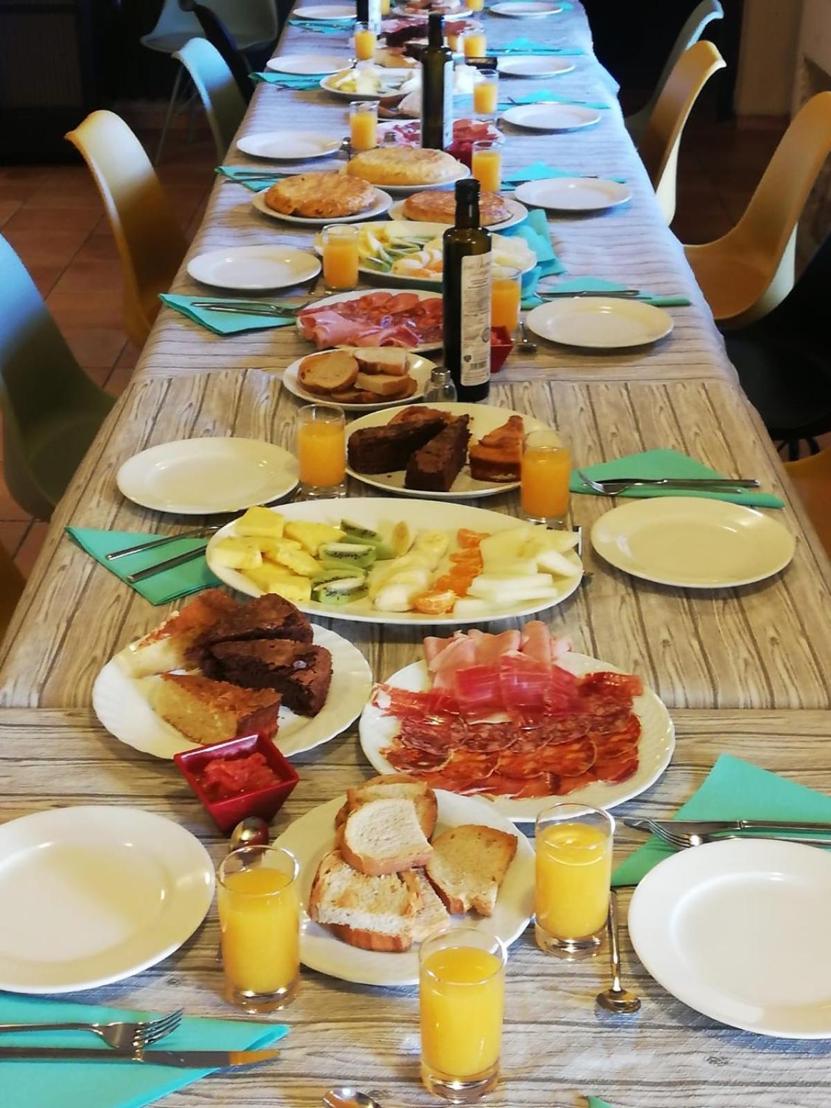 Hotel Restaurante Agapio De Tresnino Quintanilla de Onésimo Esterno foto